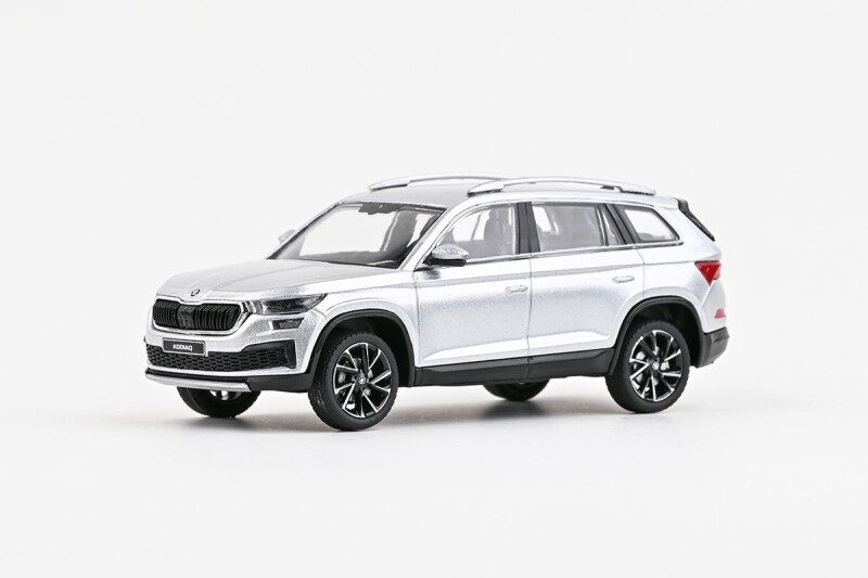Abrex Škoda Kodiaq FL 1:43 Stříbrná Brilliant Metalíza